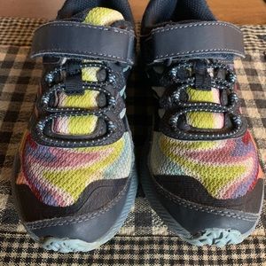 Merrell hiking sneakers  size 13 little girl
